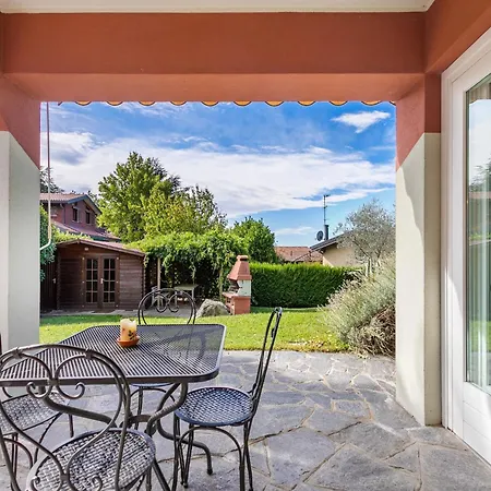 Sunny With Terrace Villa Comerio